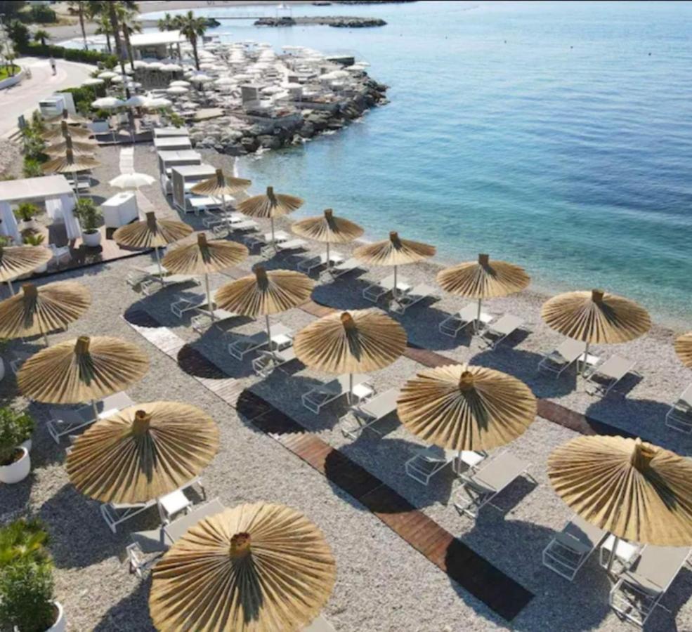 Apartment Paolo By The Beach Znjan Split Extérieur photo
