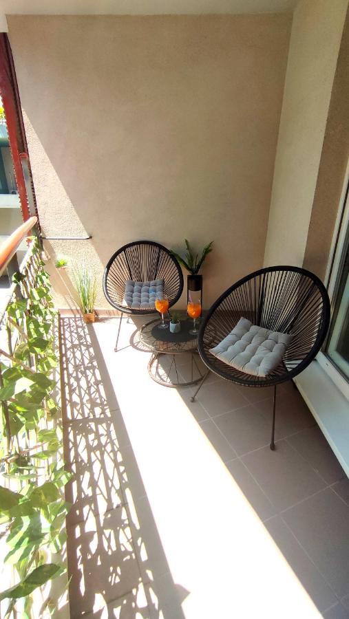 Apartment Paolo By The Beach Znjan Split Extérieur photo