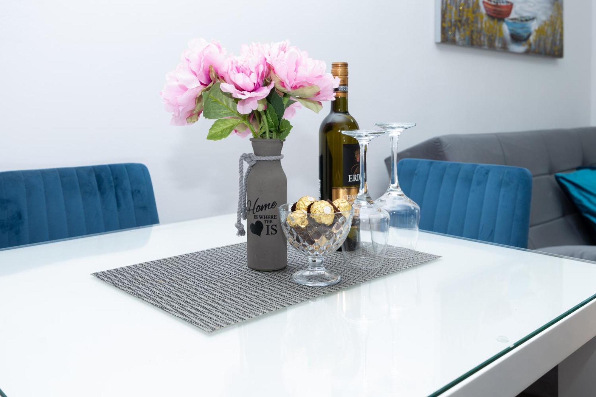 Apartment Paolo By The Beach Znjan Split Extérieur photo